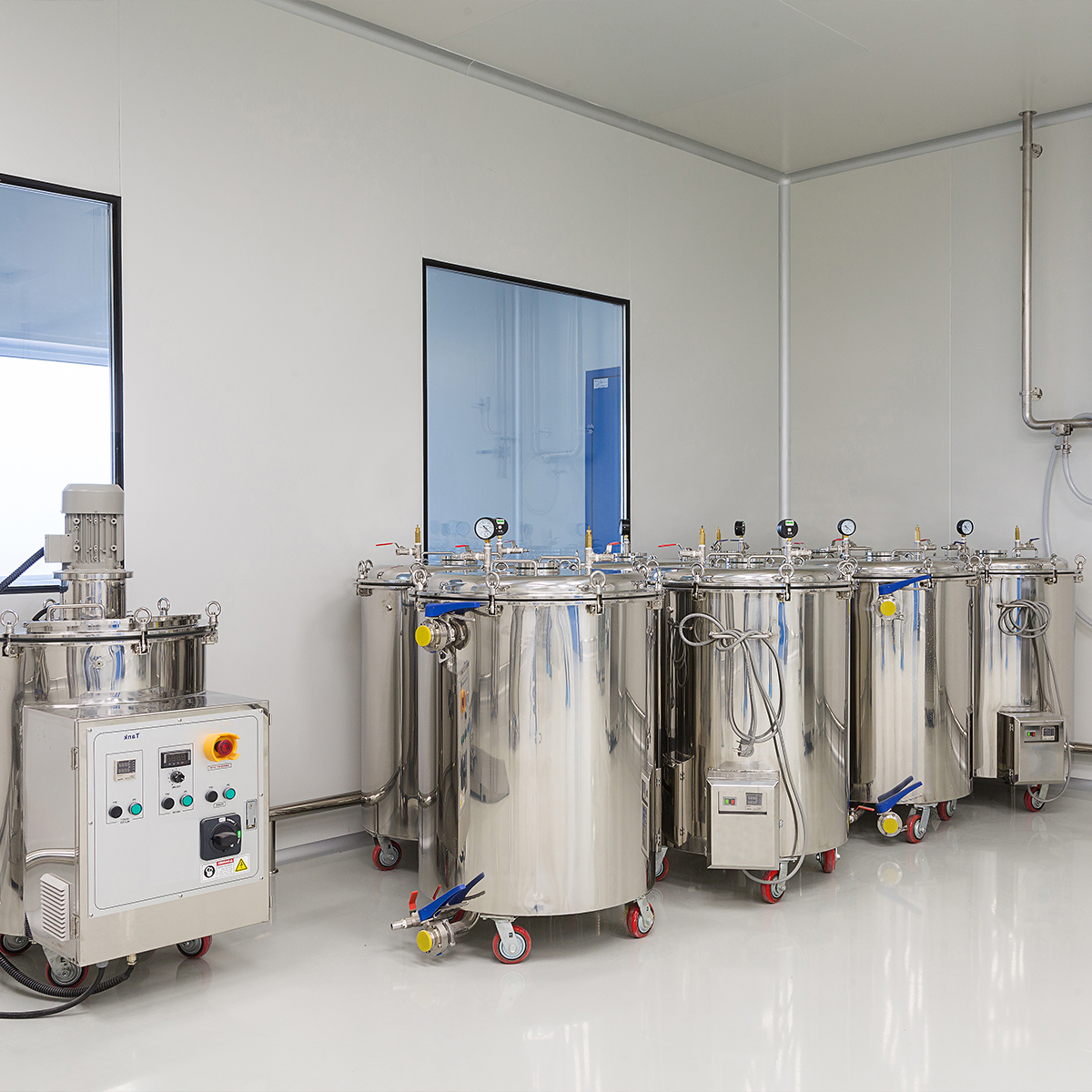 Cold storage room designed for storing milk and dairy products